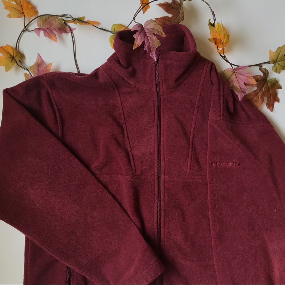 SOLD 🚨Columbia Maroon/Red Zip Up Jacket Men Large